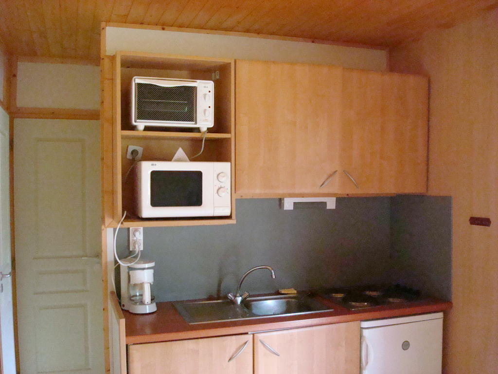 Village-Chalets Le Ru Du Pre Deux Rivieres Zimmer foto